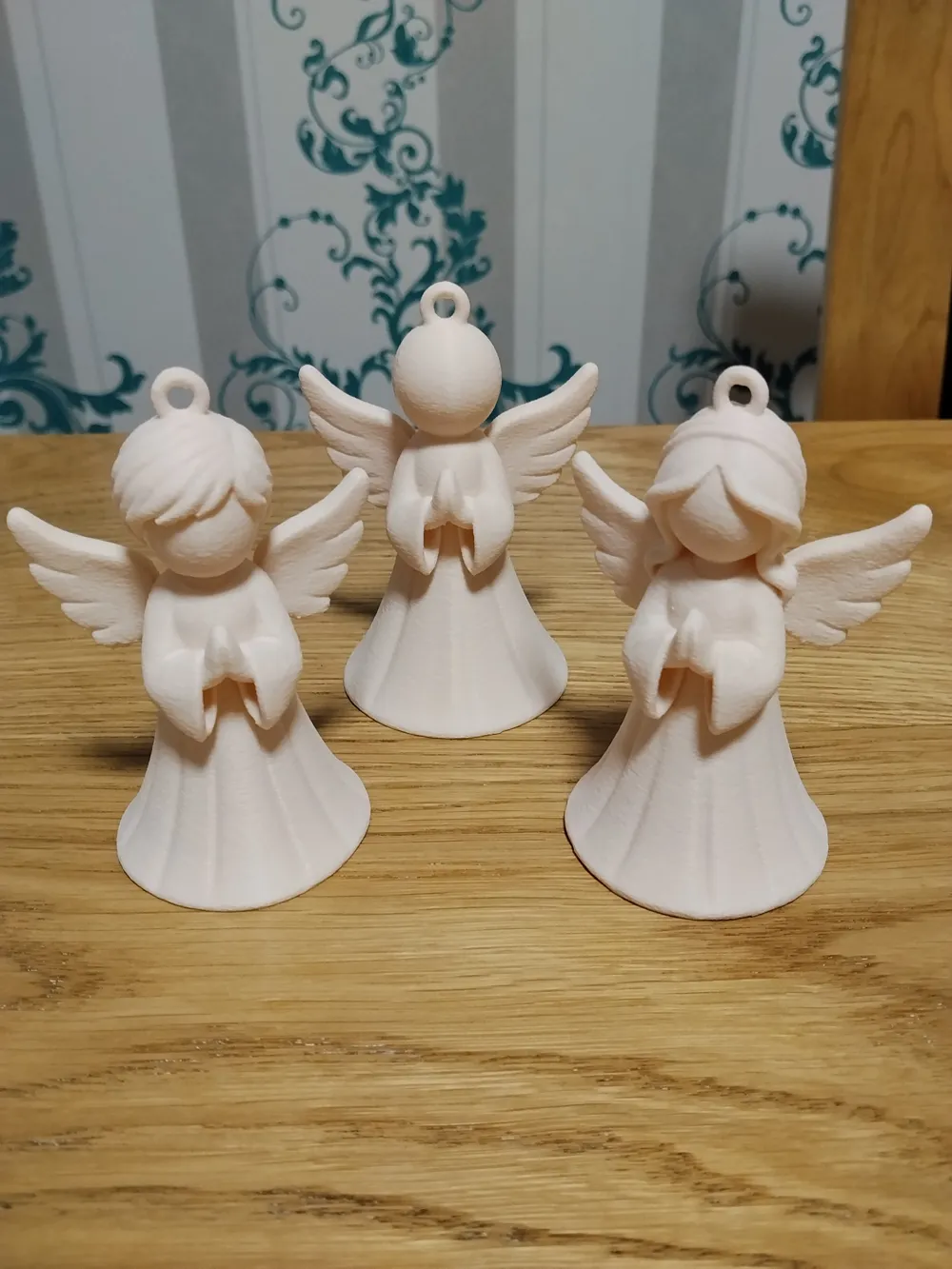 Christmas Angel Ornament Set, photo 3 of 5 - Christmas Ornaments & Baubles, tree