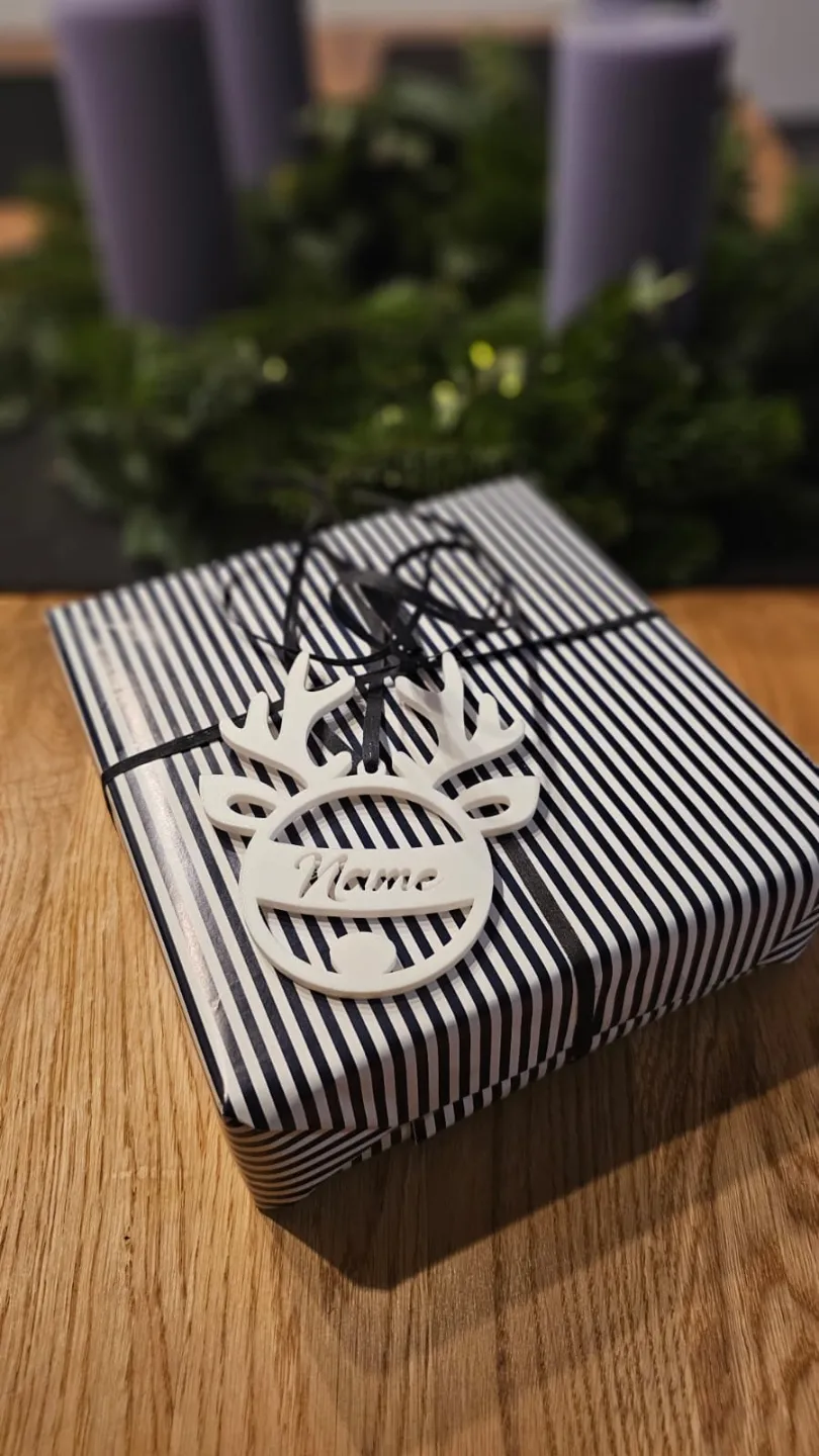 Weihnachtliches Namensschild mit Rentiermotiv, photo 4 of 4 - Christmas Gifts & Stocking Fillers, persoalised gift