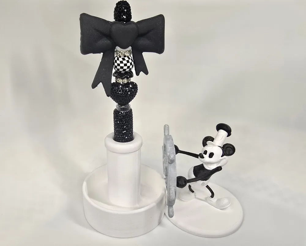 Classic Steamboat Willie Fancy Pen Stand Catchall, photo 2 of 4 - Classic Steamboat Willie Fancy Pen Stand Catchall Hobby & DIY