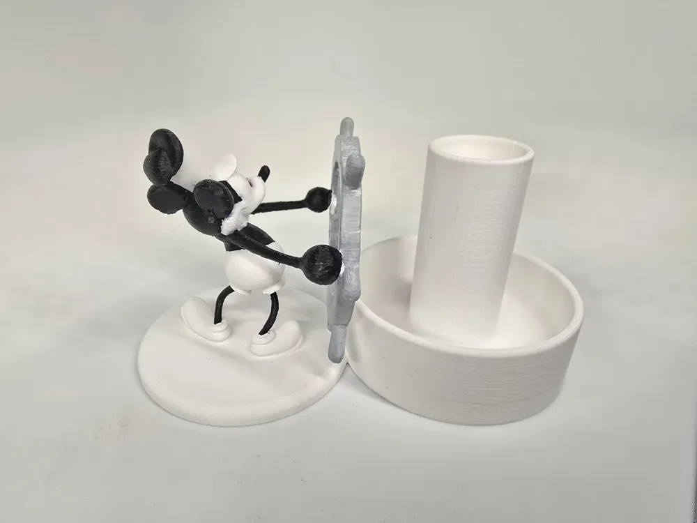 Classic Steamboat Willie Fancy Pen Stand Catchall, photo 4 of 4 - Classic Steamboat Willie Fancy Pen Stand Catchall Hobby & DIY