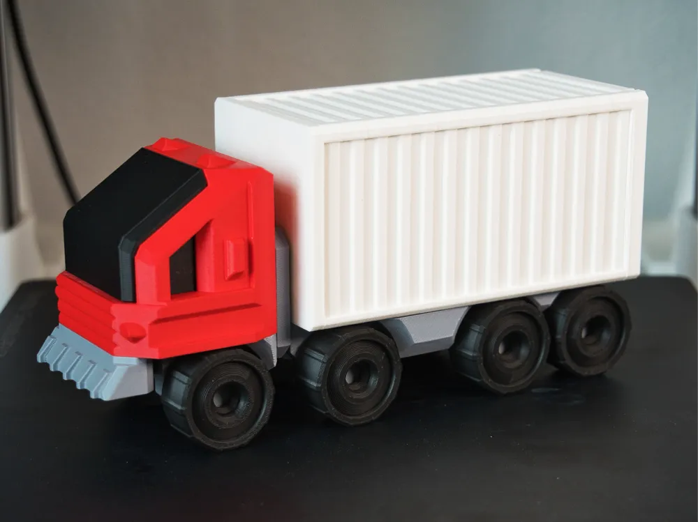 Container Hauler - Model Kit