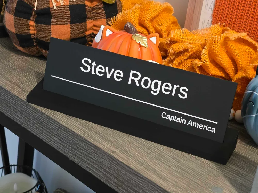 Customizable Desk Nameplate + Stand
