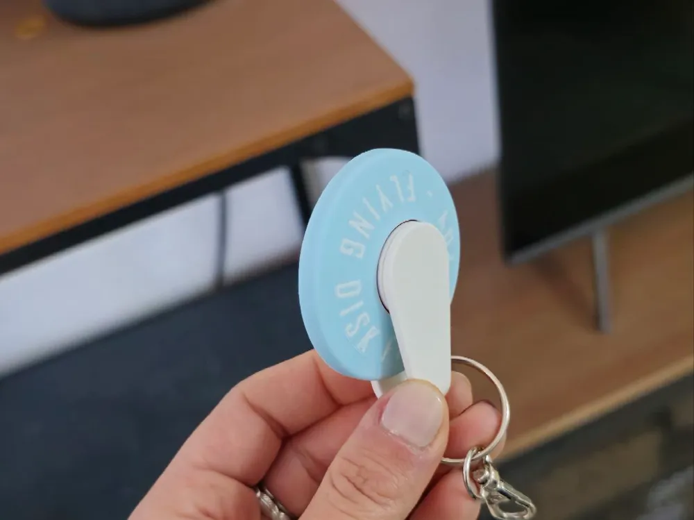 Customizable Flying Disk Fidget Keychain, photo 4 of 4 - Photo & Custom Keychains, flyingdisk