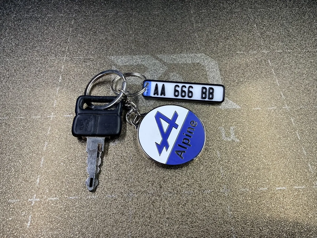 Porte clefs plaque immatriculation personnalisable, photo 3 of 4 - Number Plate Frames & Holders, key ring