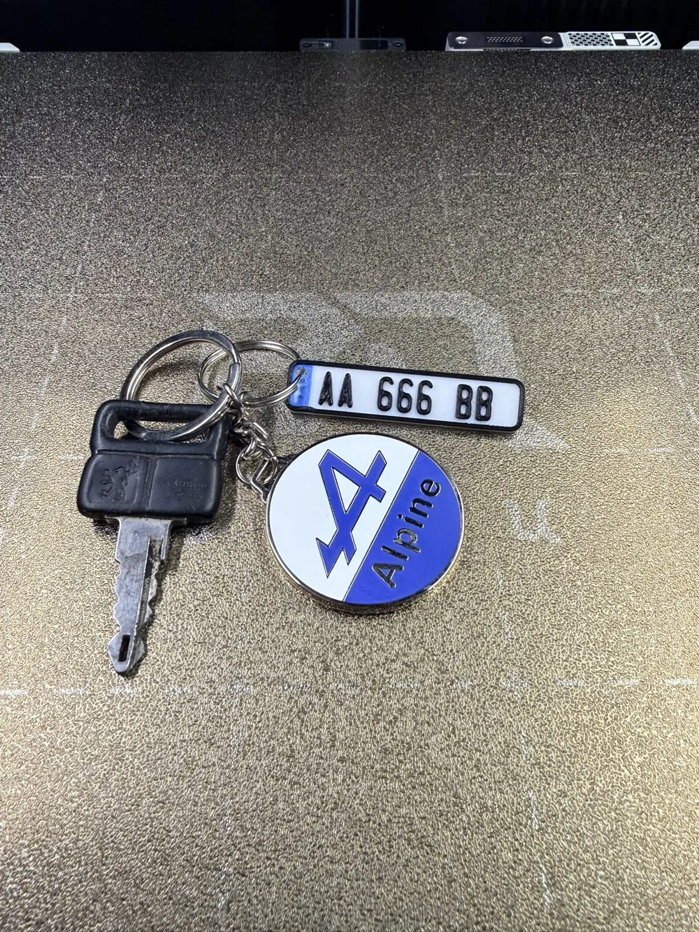Porte clefs plaque immatriculation personnalisable, photo 4 of 4 - Number Plate Frames & Holders, car