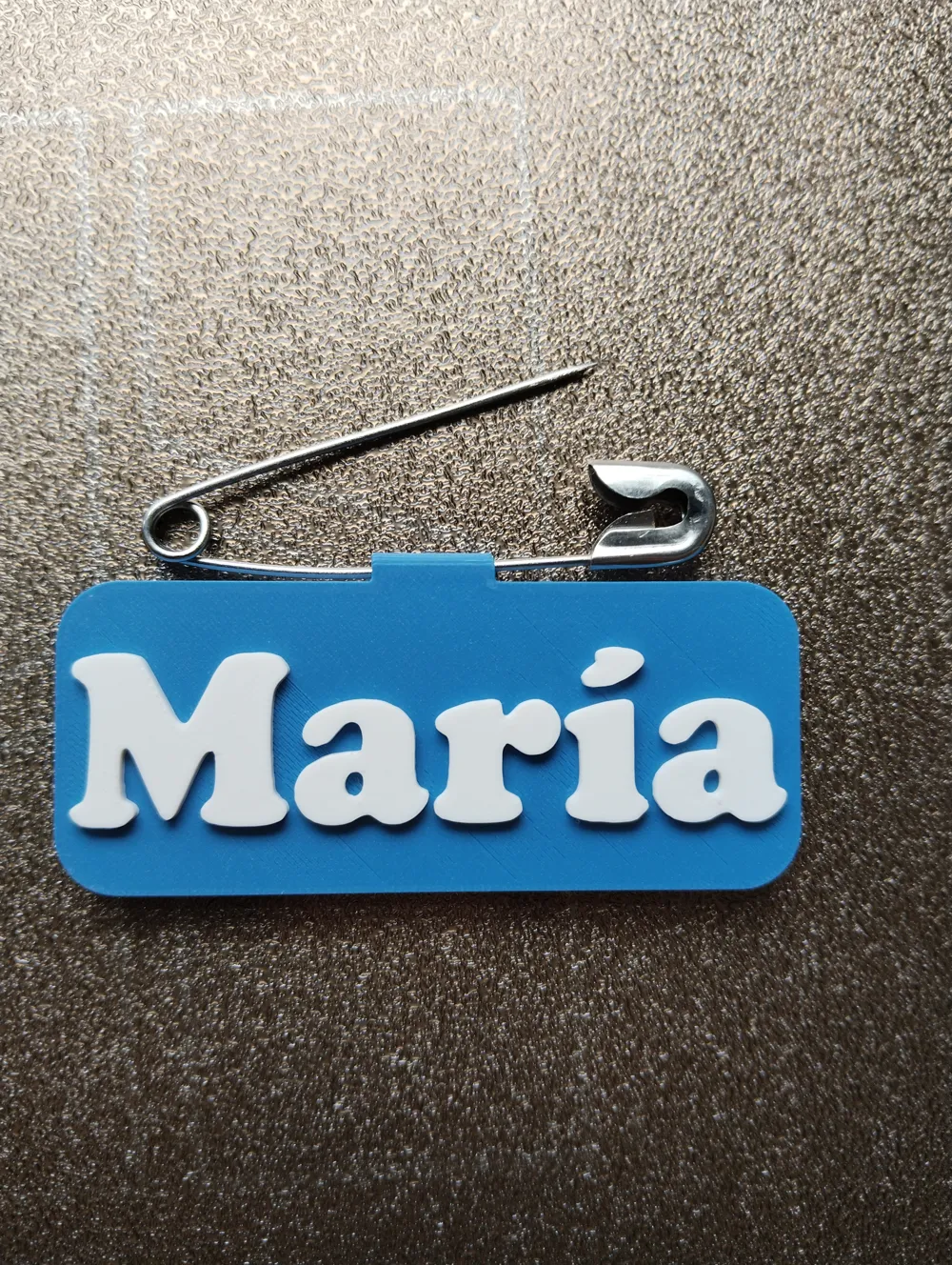 Customizable Name Plate for clothes, photo 3 of 4 - Name Plates, placa para el nombre
