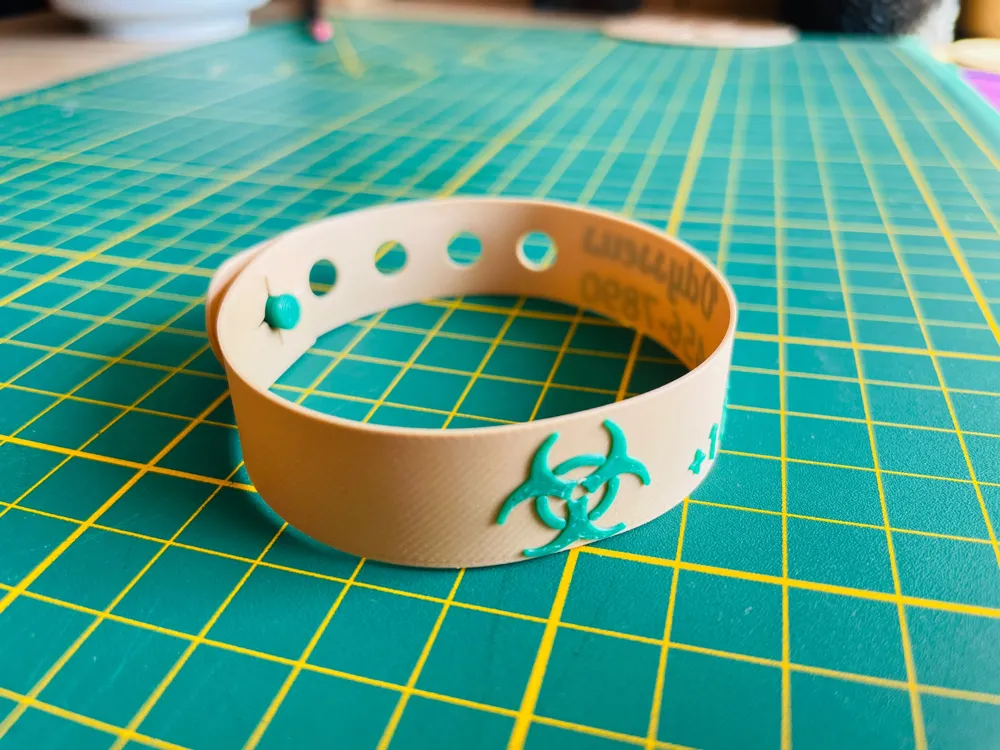 Customisable Safety Wristband with Text, photo 5 of 5 - Charm & Link Bracelets, parametric