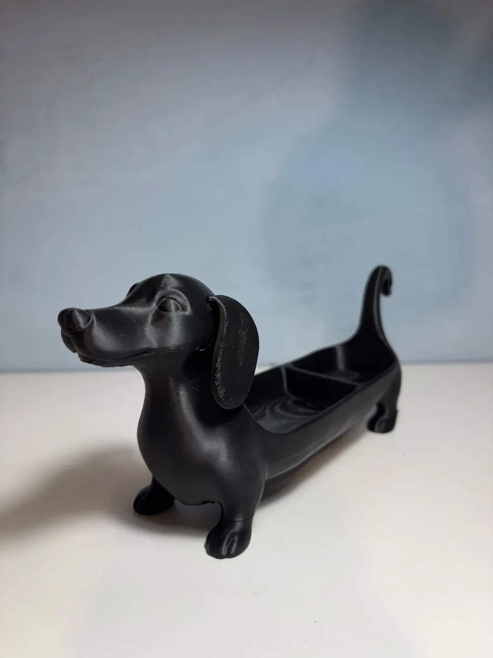 Dachshund-shaped tray, photo 3 of 4 - Dachshund-shaped tray Tools
