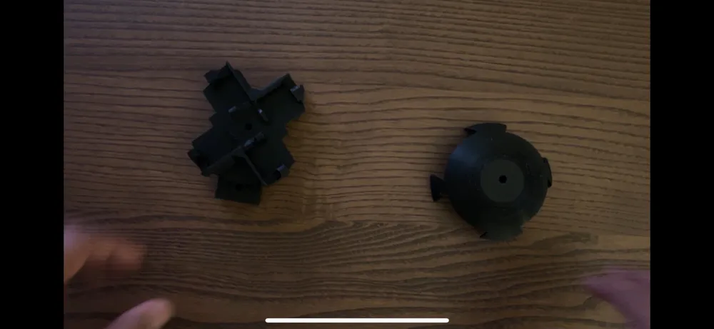 Death Stranding 2 Red Samurai Mask, photo 3 of 4 - Death Stranding 2 Red Samurai Mask Props & Cosplay