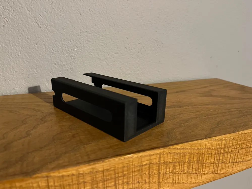 Dell 65W laptop charger holder, photo 3 of 4 - Dell 65W laptop charger holder Household