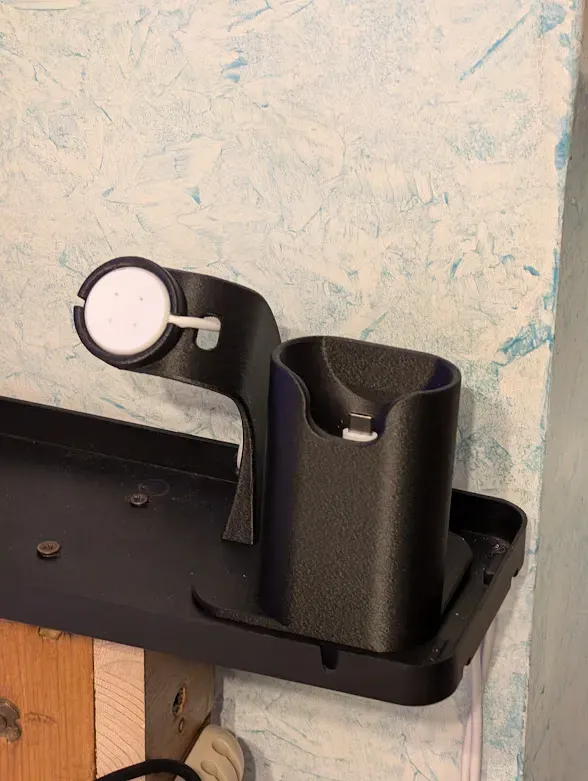 Desk Pixel Buds Pro and Pixel Watch 2 stand, photo 3 of 4 - Desk Pixel Buds Pro and Pixel Watch 2 stand Tools