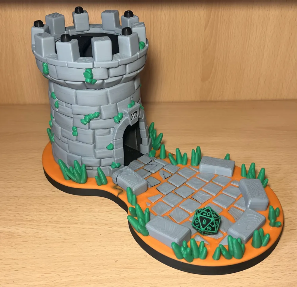 DnD dice Tower, photo 4 of 4 - DnD dice Tower Toys & Games