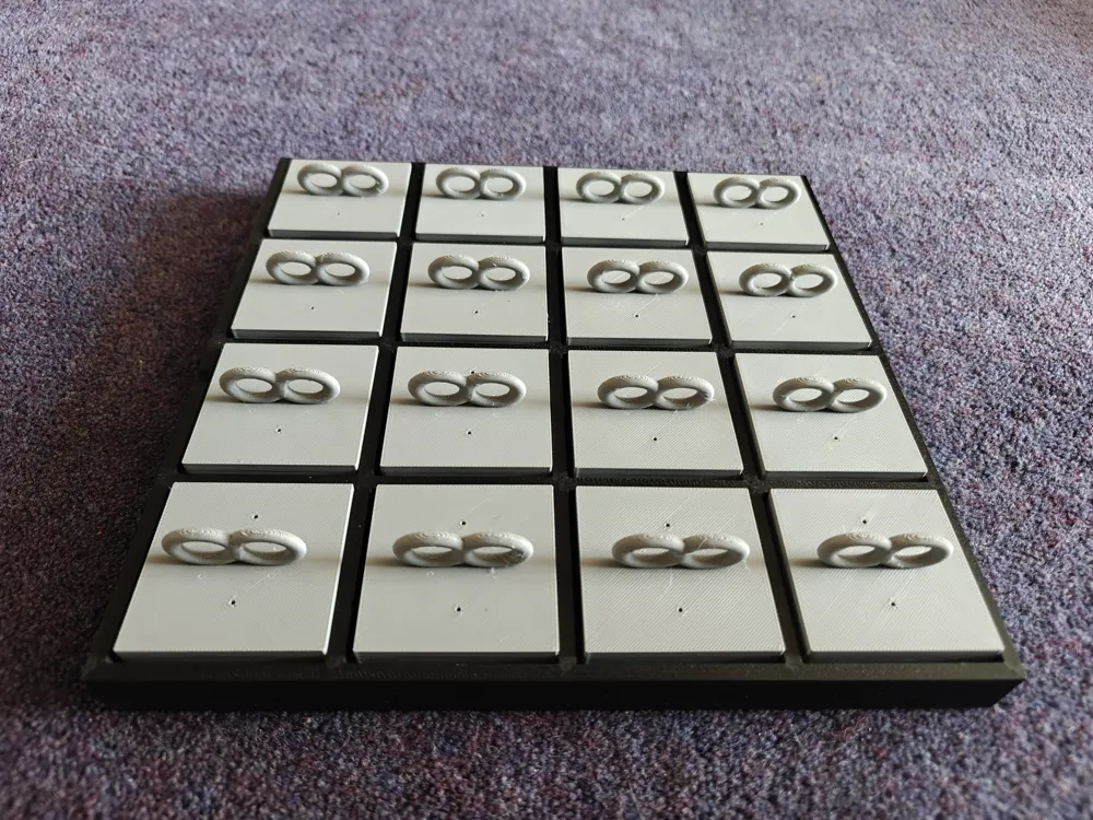 Dog sniffing puzzle, photo 3 of 4 - Dog sniffing puzzle Pets
