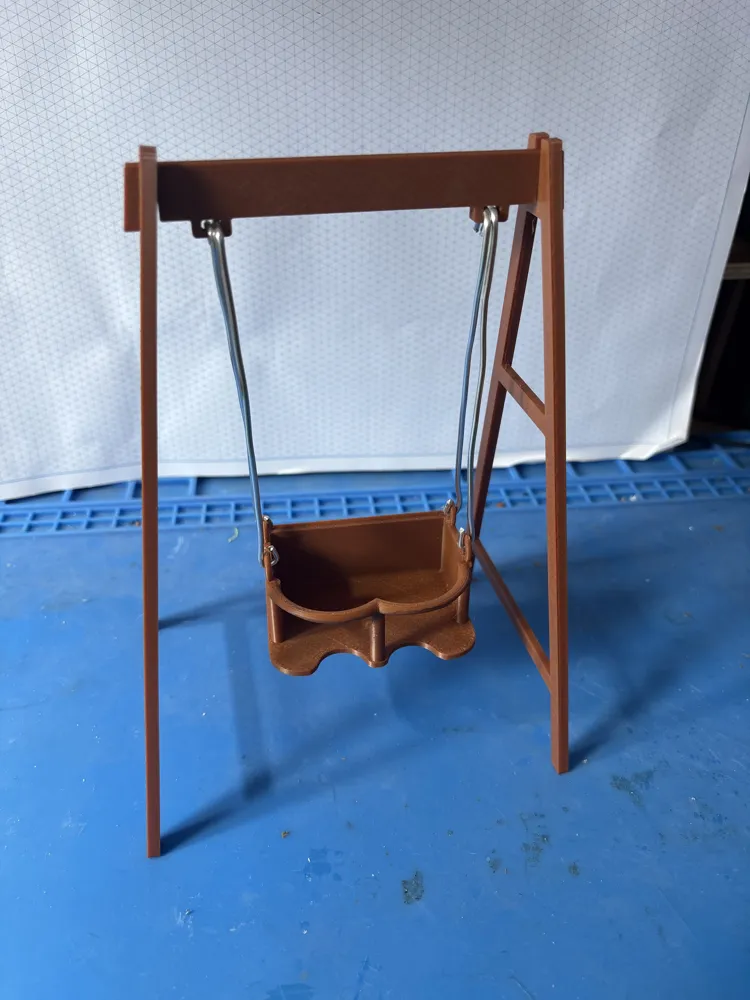 Dolls House Childs Garden Swing, 1:12 scale, photo 4 of 5 - Dolls & Pretend Play, dolls assessories