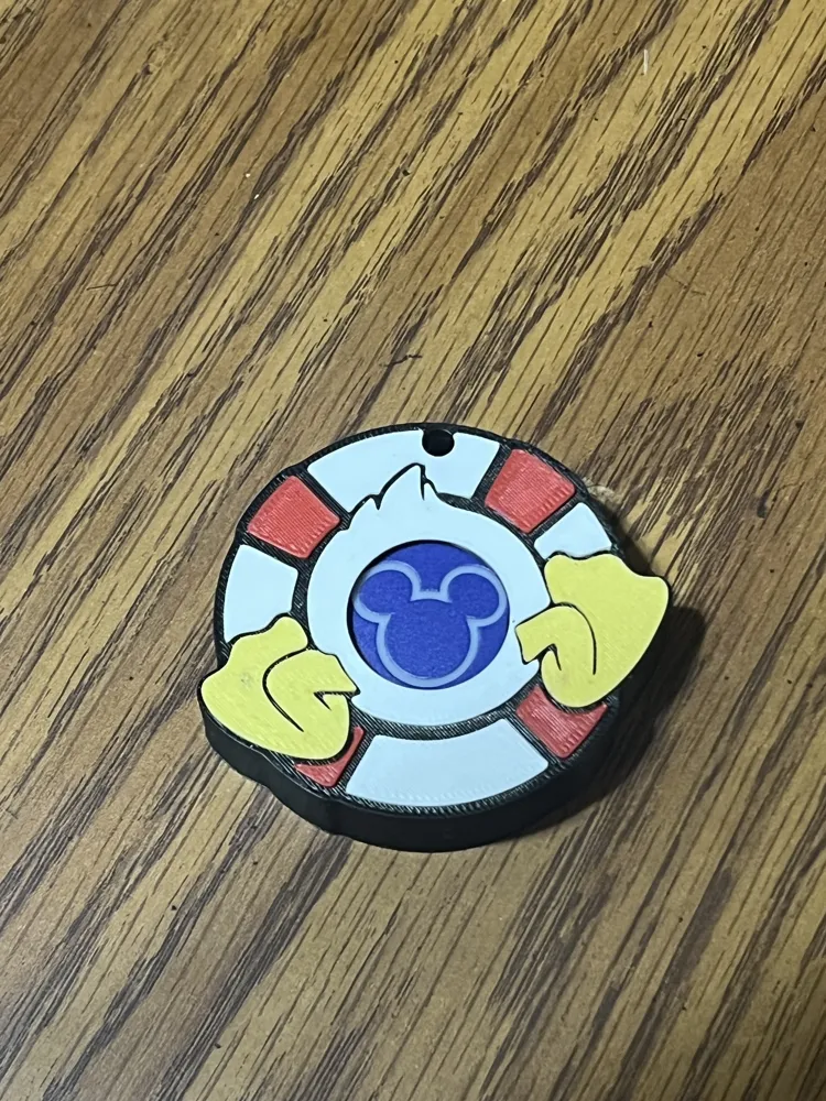 Donald Duck Cruise - Disney MagicBand+ Puck Holder, photo 3 of 4 - Donald Duck Cruise - Disney MagicBand+ Puck Holder Sports & Fitness