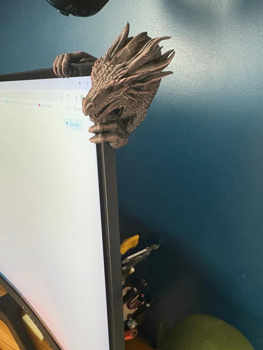 Dragon Monitor Topper Decor, photo 2 of 5 - Monitor Risers & Desk Shelves, office
