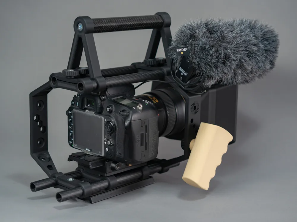 DSLR cage/rail rig with Matte box, photo 4 of 4 - DSLR cage/rail rig with Matte box Camera & Photography