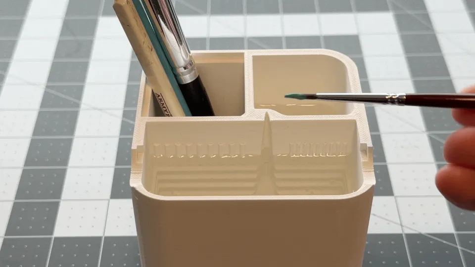 Dual-Chamber Paint Brush Cleaning Pot with Lid, photo 3 of 4 - Dual-Chamber Paint Brush Cleaning Pot with Lid Figurines & Collectibles