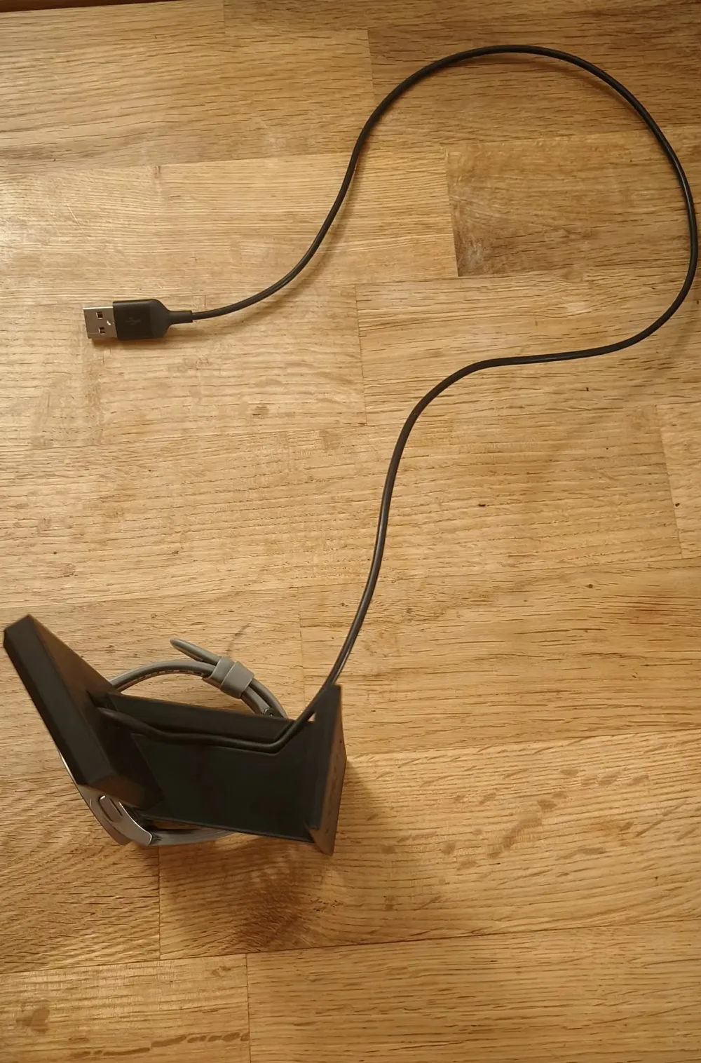 Dual Charging Stand for Galaxy Watch3, photo 4 of 4 - Dual Charging Stand for Galaxy Watch3 Hobby & DIY