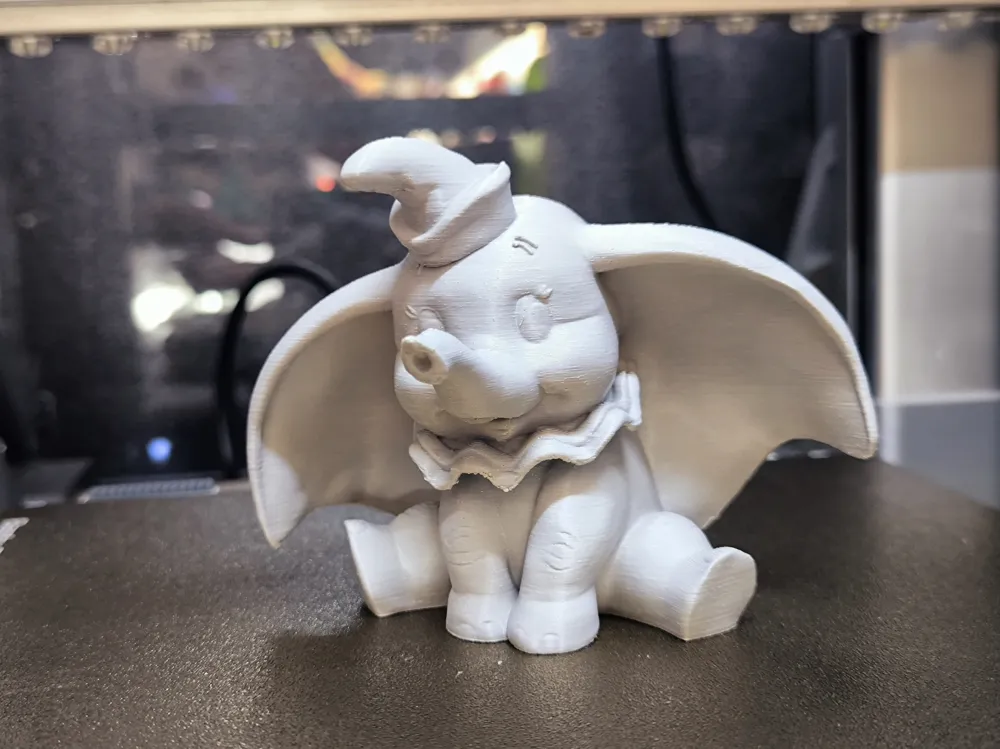 Dumbo, photo 2 of 4 - Dumbo Toys & Games