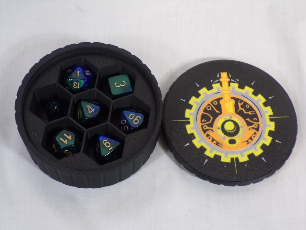 Dungeons and Dragons Artificer Dice Box 2 Sizes, photo 3 of 4 - Dungeons and Dragons Artificer Dice Box 2 Sizes Toys & Games