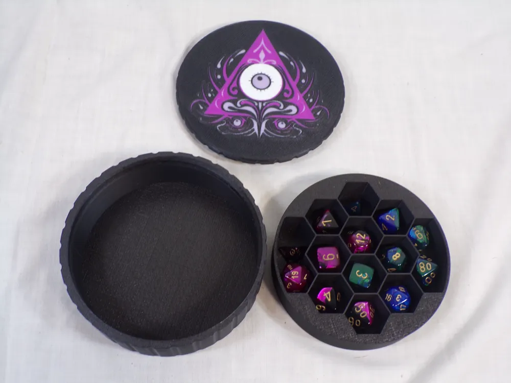 Dungeons and Dragons Warlock Dice Box 2 Sizes, photo 3 of 4 - Dungeons and Dragons Warlock Dice Box 2 Sizes Toys & Games