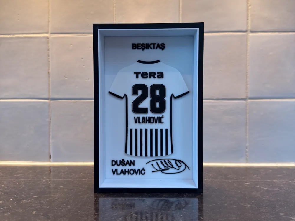 Besiktas Jersey Frame Decor 2, photo 3 of 4 - Besiktas Jersey Frame Decor 2 Household