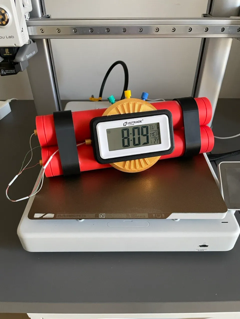 dynamite desk clock - Construction Sets, in stock in India
