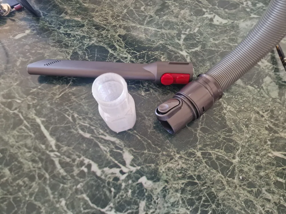 Dyson V6/pet grooming hose to V15/new accessories adaopter, photo 3 of 4 - Dyson V6/pet grooming hose to V15/new accessories adaopter Pets