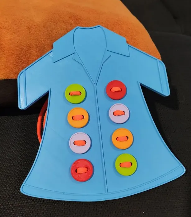 Educational game - Tshirt with buttons