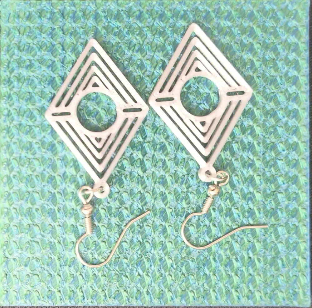 Pack pendientes minimalistas elegantes, photo 2 of 4 - Pack pendientes minimalistas elegantes Fashion