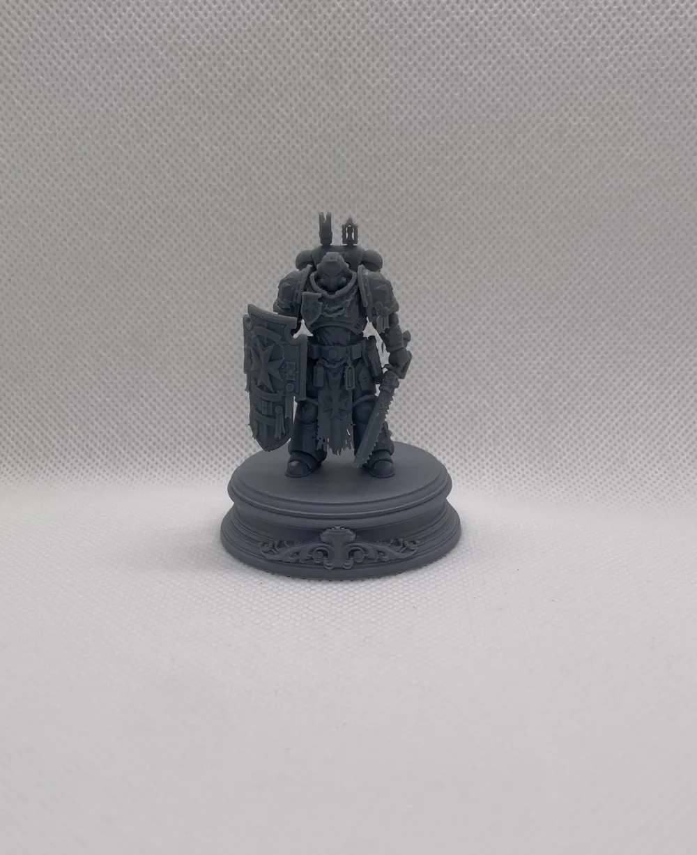 Elegant Round Pedestal Base - 50mm Display Stand, photo 2 of 4 - Elegant Round Pedestal Base - 50mm Display Stand Miniatures