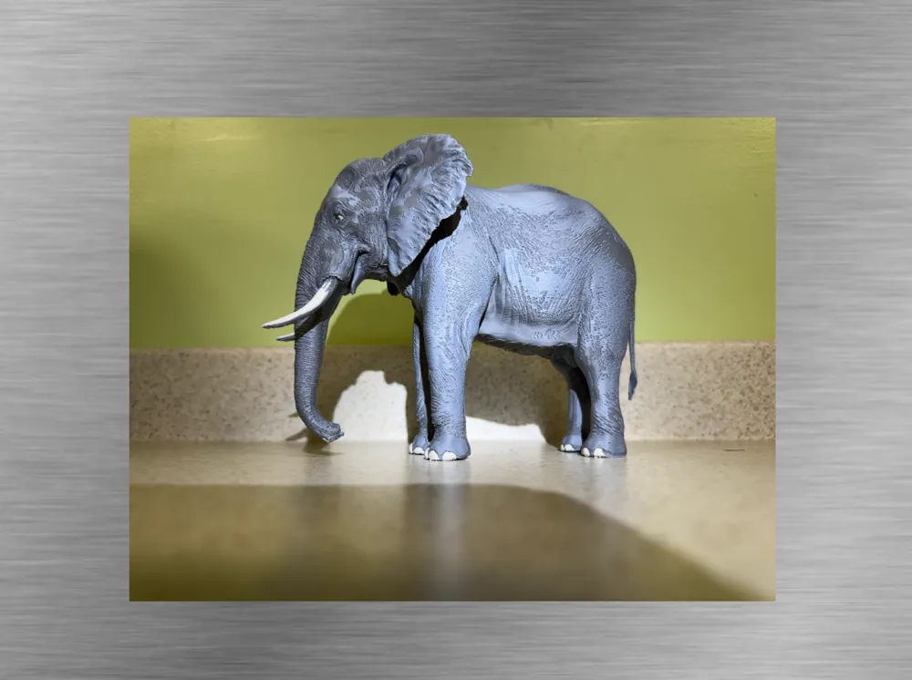 Elephant-Ultra-realistic figure, photo 4 of 4 - Elephant-Ultra-realistic figure Miniatures