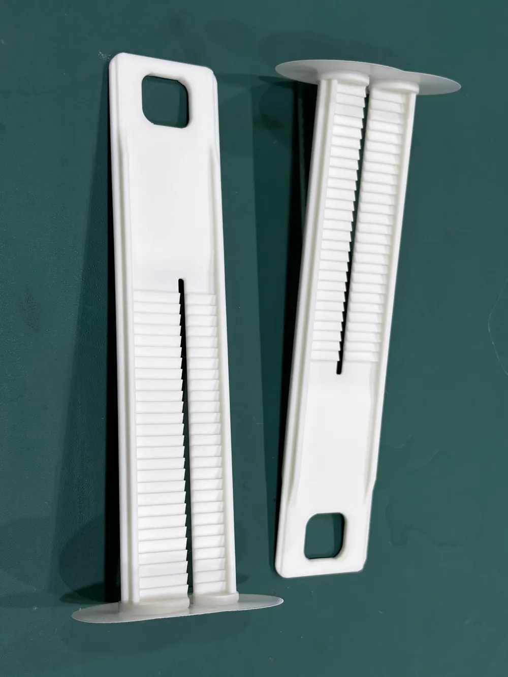 Epoxy Gun (M50-11/12) Pusher Rod - 2 to 1 / 1 to 1, photo 3 of 4 - Epoxy Gun (M50-11/12) Pusher Rod - 2 to 1 / 1 to 1 Tools