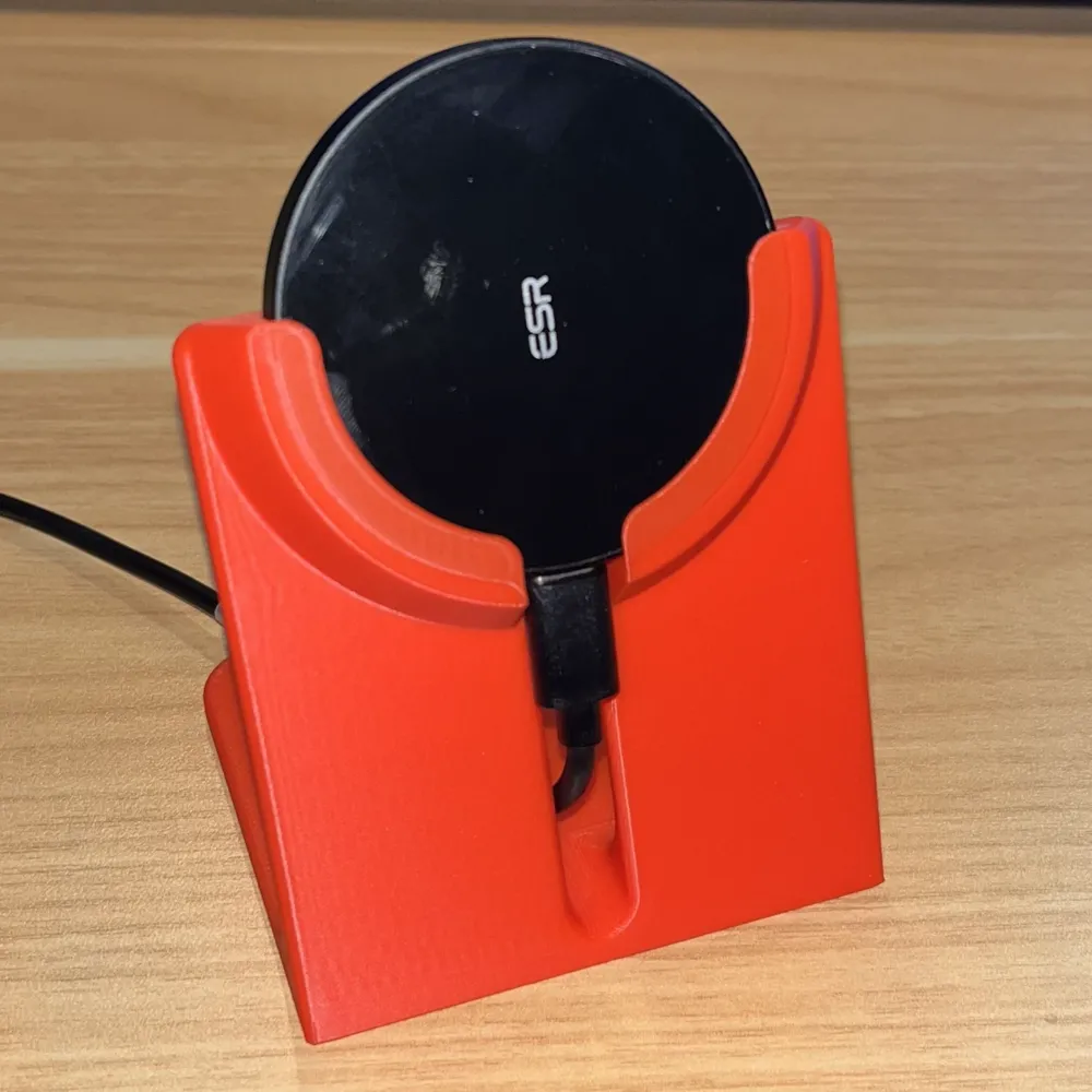 ESR HaloLock Kickstand Wireless Charger Desk Stand, photo 4 of 4 - ESR HaloLock Kickstand Wireless Charger Desk Stand Household