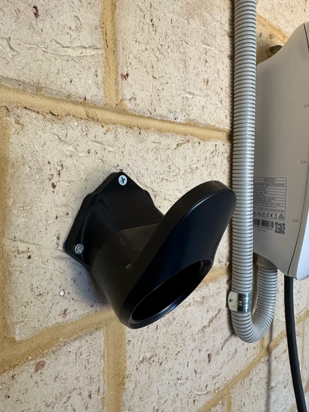 EV Switch Car Charger Wall Mount Adapter, photo 4 of 4 - EV Switch Car Charger Wall Mount Adapter Hobby & DIY