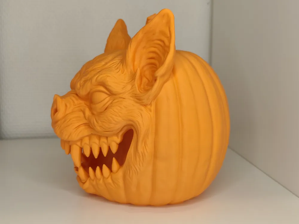 Evil Spooky Bat - Halloween Pumpkin, photo 3 of 4 - Evil Spooky Bat - Halloween Pumpkin Household