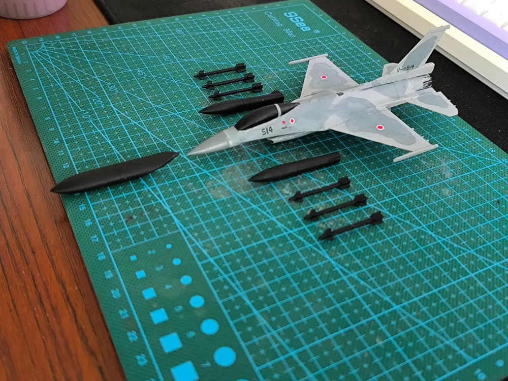 F-16 Fighter Jet Model