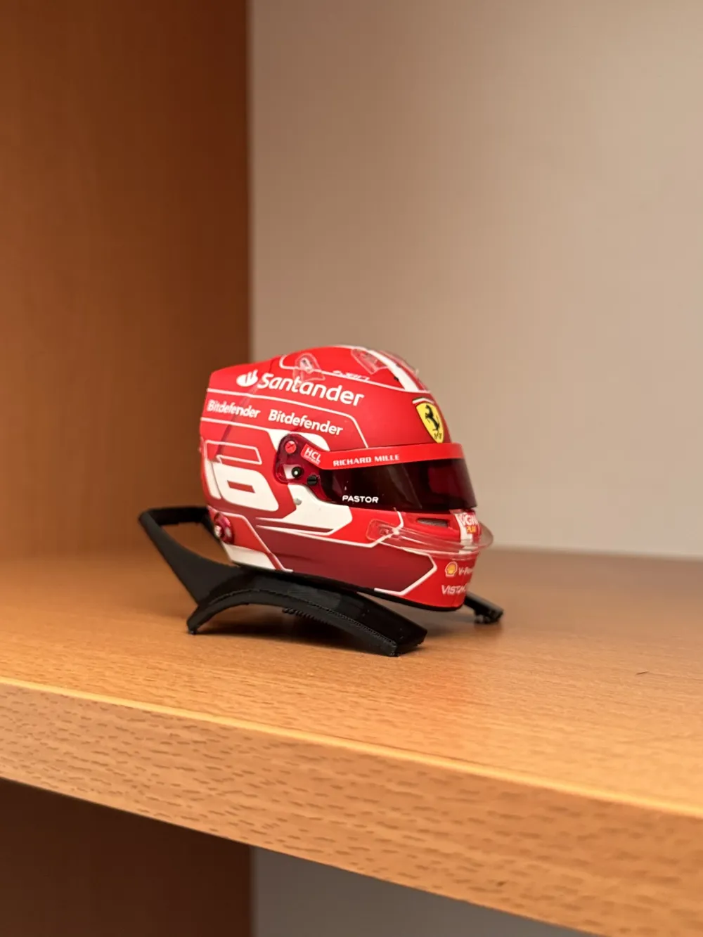 F1 MINI HELMET HANS - 1:5 SCALE (STAND), photo 4 of 4 - F1 MINI HELMET HANS - 1:5 SCALE (STAND) Sports & Fitness