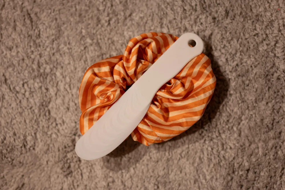 Face mask applicator, Face mask spatula, photo 2 of 4 - Face mask applicator, Face mask spatula Props & Cosplay