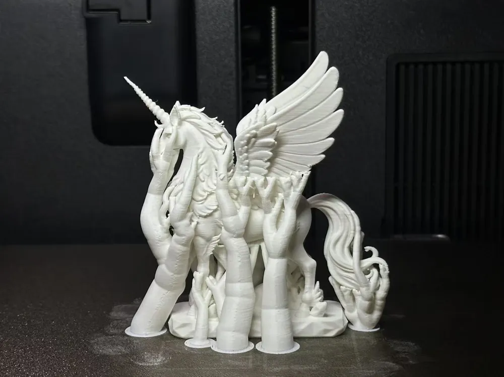 Fantasy Winged Unicorn Ornament High-Definition, photo 5 of 5 - Fairies, Wizards & Magic Figures, Ornaments