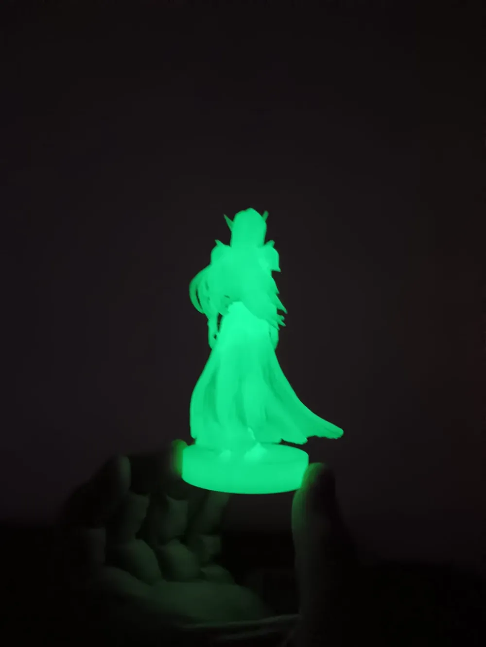 Female Elf Warrior - Glow in the Dark, photo 4 of 4 - Fairies & Elves, Figurines & Collectibles