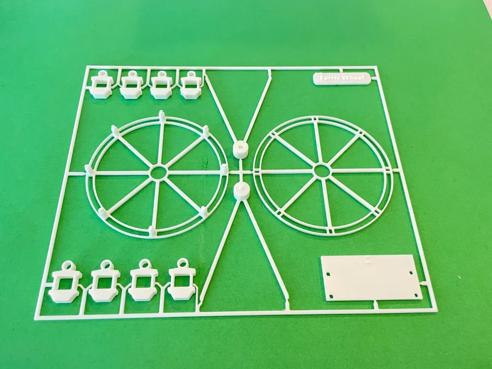 Ferris Wheel - Kit Card, photo 4 of 4 - Ferris Wheel - Kit Card Models, RC & Drones