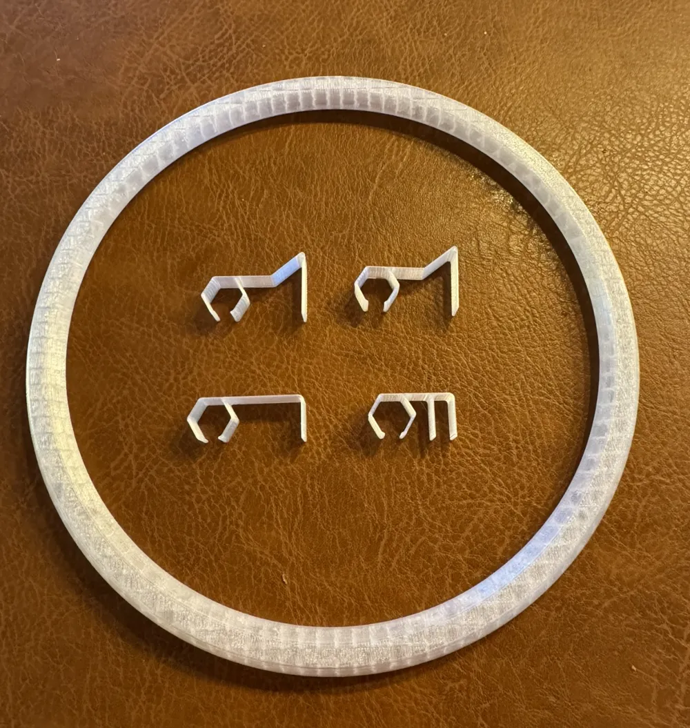 fish tank feeding ring - Aquarium - skimmer protection, photo 4 of 4 - fish tank feeding ring - Aquarium - skimmer protection Pets