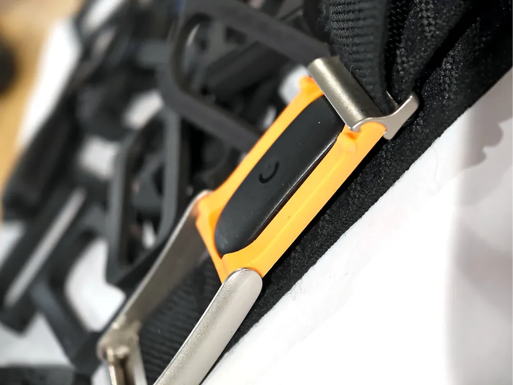 Fitbit Air - Whoop 5.0 Strap Adapter