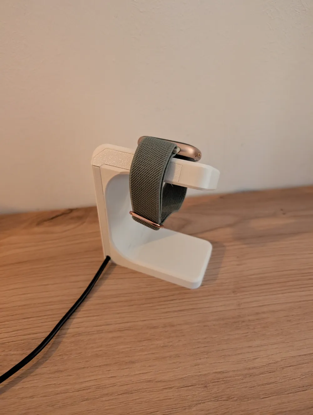 Fitbit Charging Stand (Versa 3, Versa 4, Sense 2), photo 3 of 4 - Fitbit Charging Stand (Versa 3, Versa 4, Sense 2) Hobby & DIY