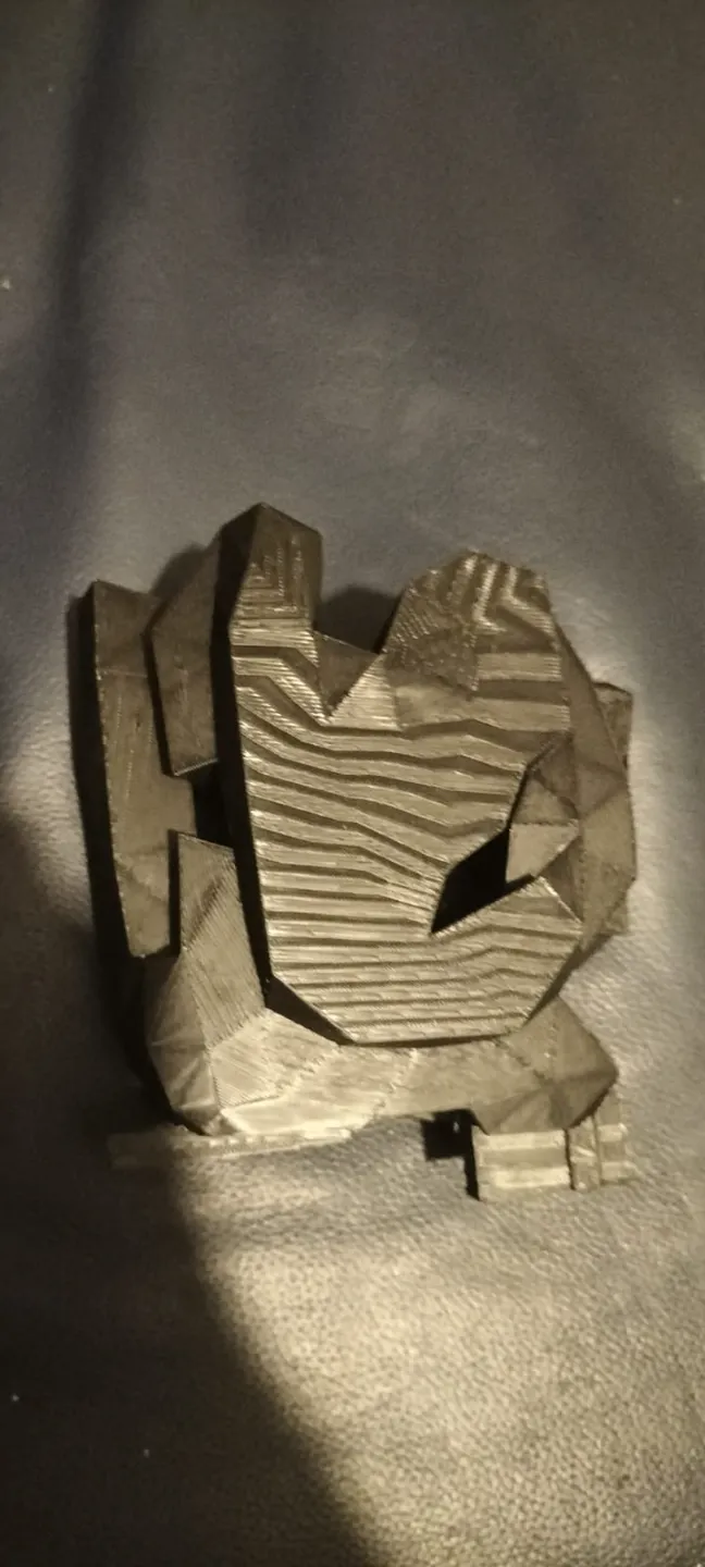 Five Night's at Freddy's: SpringTrap Mask, photo 3 of 4 - Five Night's at Freddy's: SpringTrap Mask Props & Cosplay