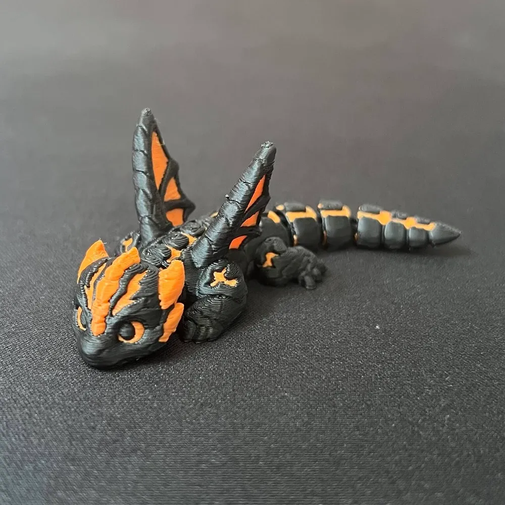 Flexi Magma Dragon, Cute Articulated Model, photo 2 of 4 - Flexi Magma Dragon, Cute Articulated Model Miniatures