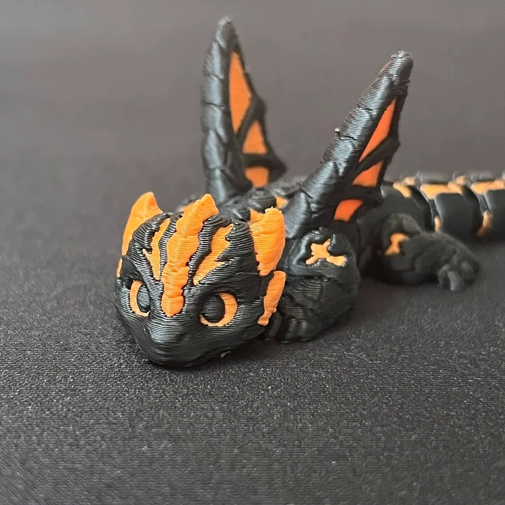 Flexi Magma Dragon, Cute Articulated Model, photo 3 of 4 - Flexi Magma Dragon, Cute Articulated Model Miniatures