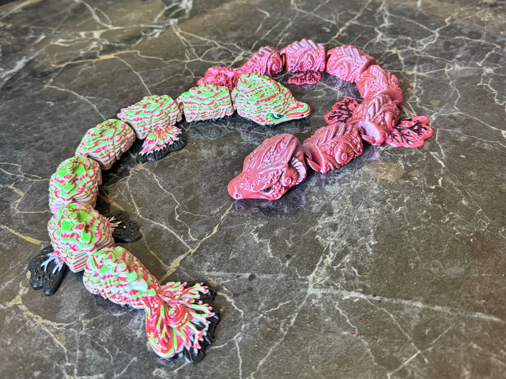 Flexi Ocean Dragon, Articulated Sea Creature, photo 3 of 4 - Flexi Ocean Dragon, Articulated Sea Creature Toys & Games